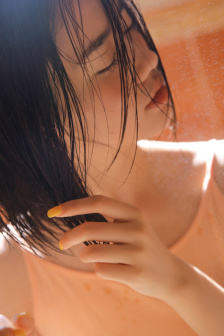 女大学生的沙龙室在线观看